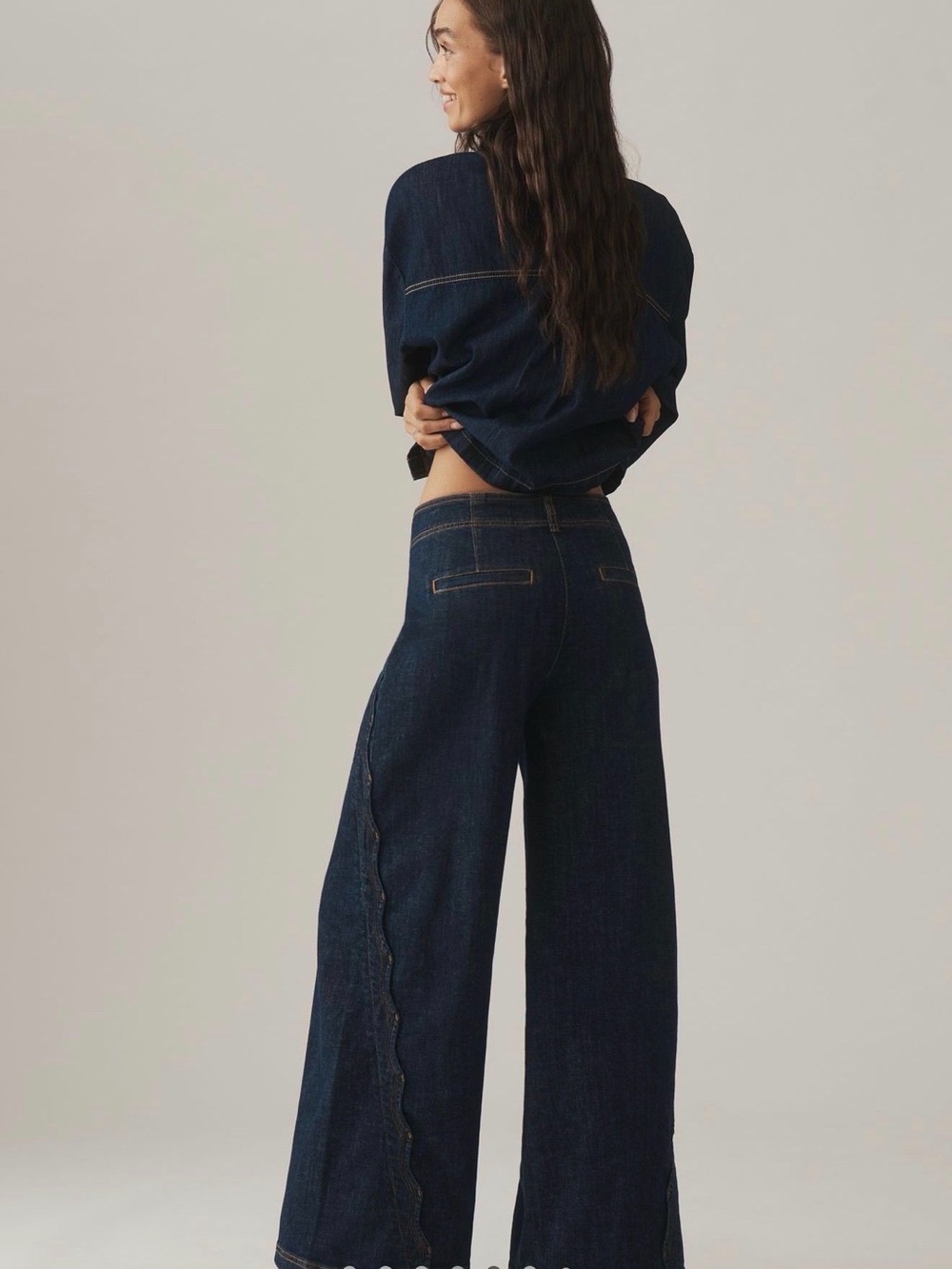 Anthropologie Pilcro Scalloped Edge Jean. Size 29 - Picture 4 of 13